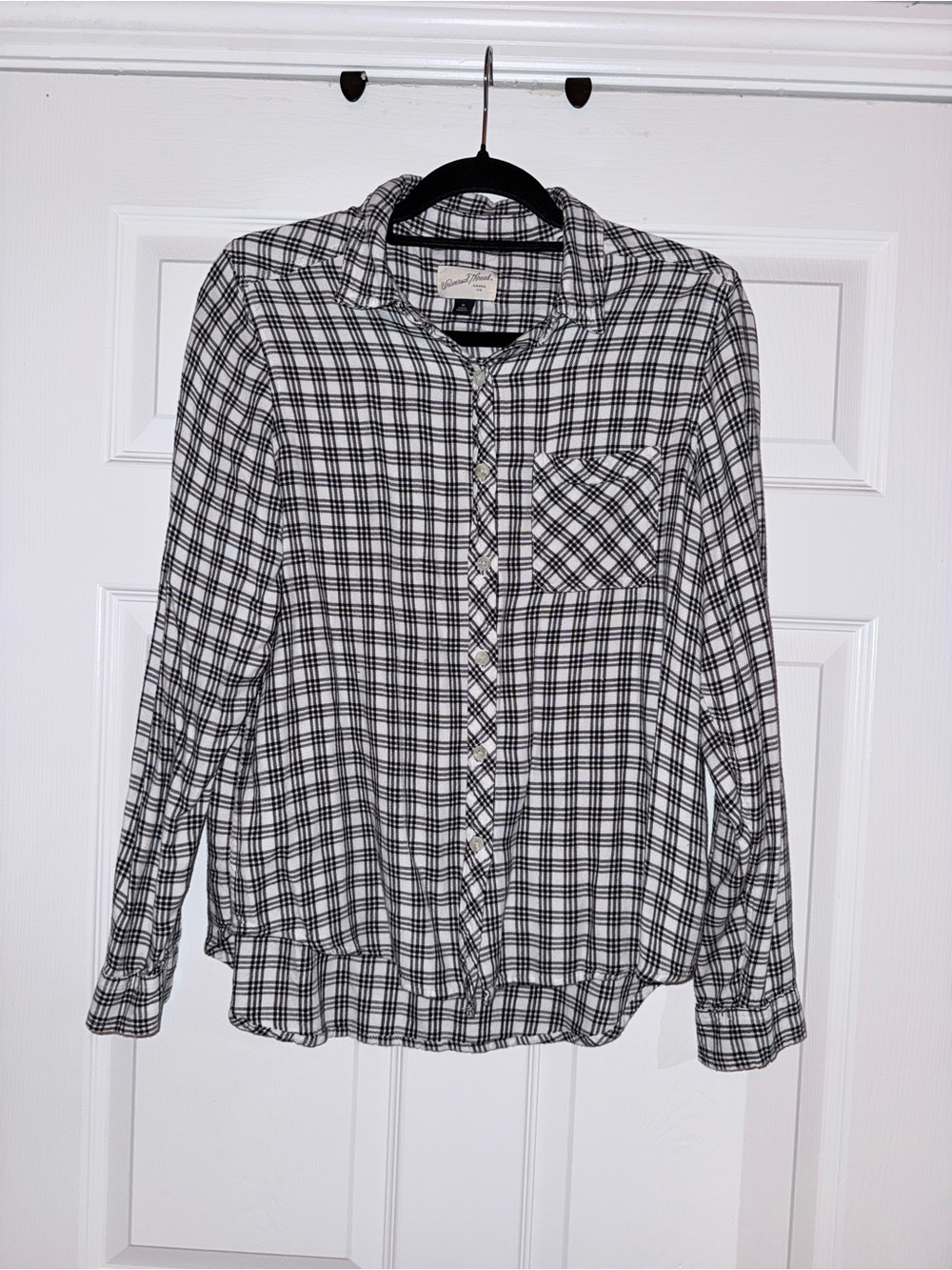 Universal Thread Black and White Plaid Button-Down Shirt